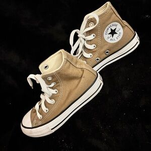 Converse Chuck Taylor All Star Hi-Top Sneakers | Kids Youth Size 11 | Tan